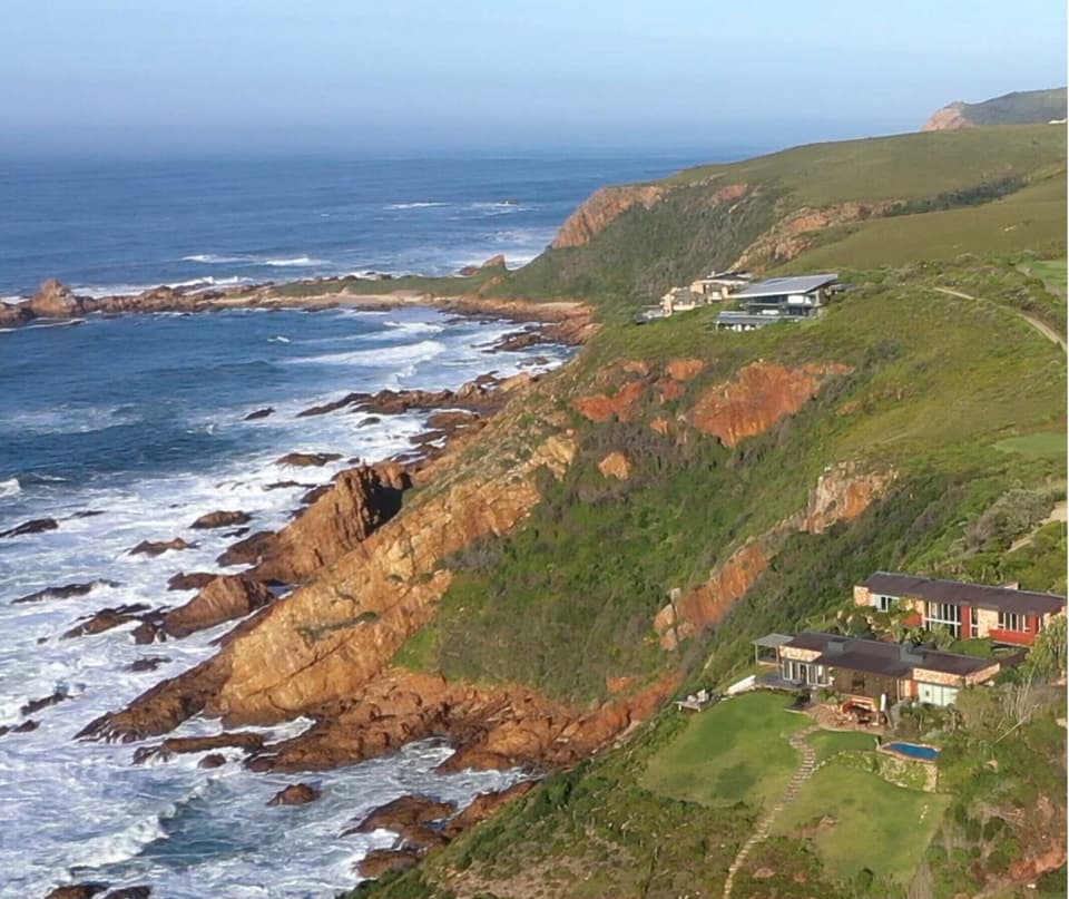 Pezula's clifftop holes above the Knysna coast